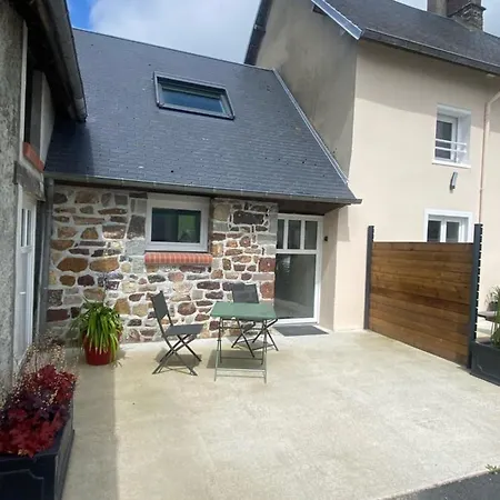 Gite Avec Chambre Mezzanine Pour 2 Pers Bréhal Extérieur photo